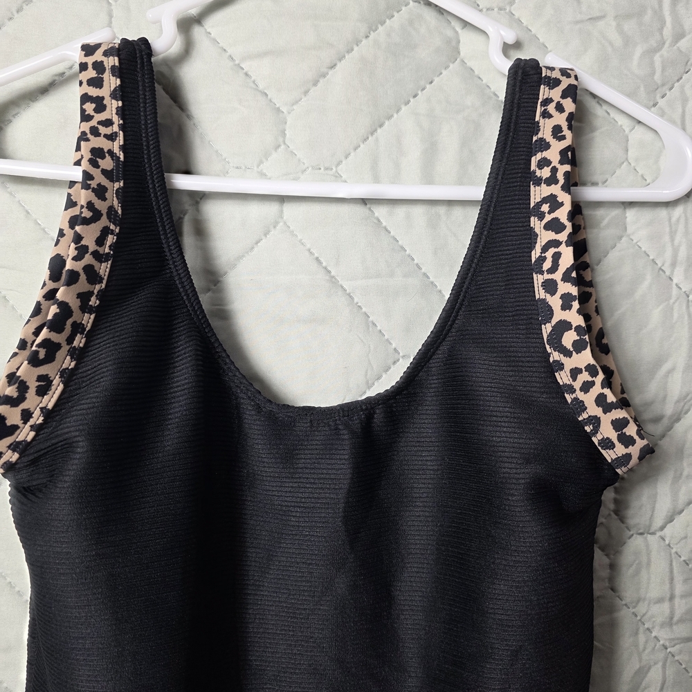 Womens leopard  Animal print one piece Pink Lily Sexy Swimsuit Size L - Picture 3 of 8